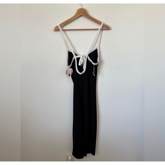 Jolie & Joy Slim Fit Maxi Dress – Black with White Trim – Size Large - Picture 6 of 6